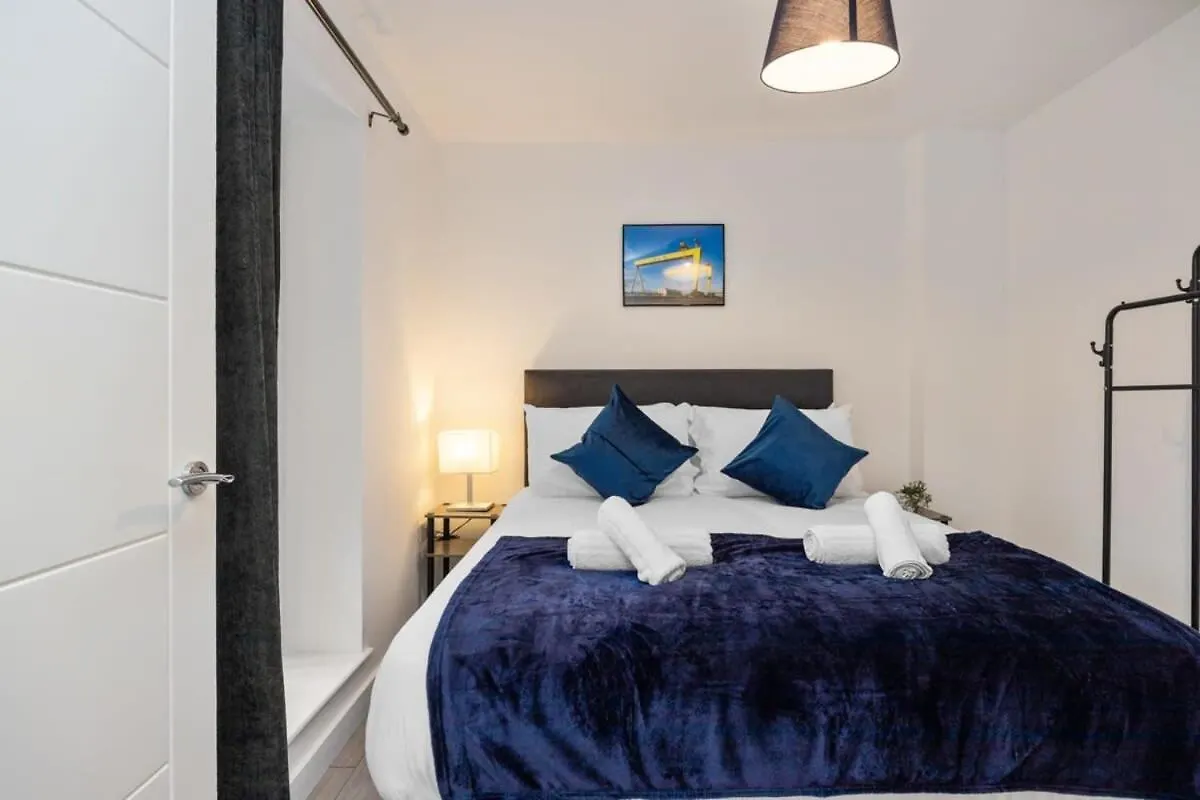 Contemporary 1 Bed Apartment -Belfast East Village Belfast
